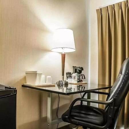 Comfort Inn Sept-Îles Eksteriør bilde
