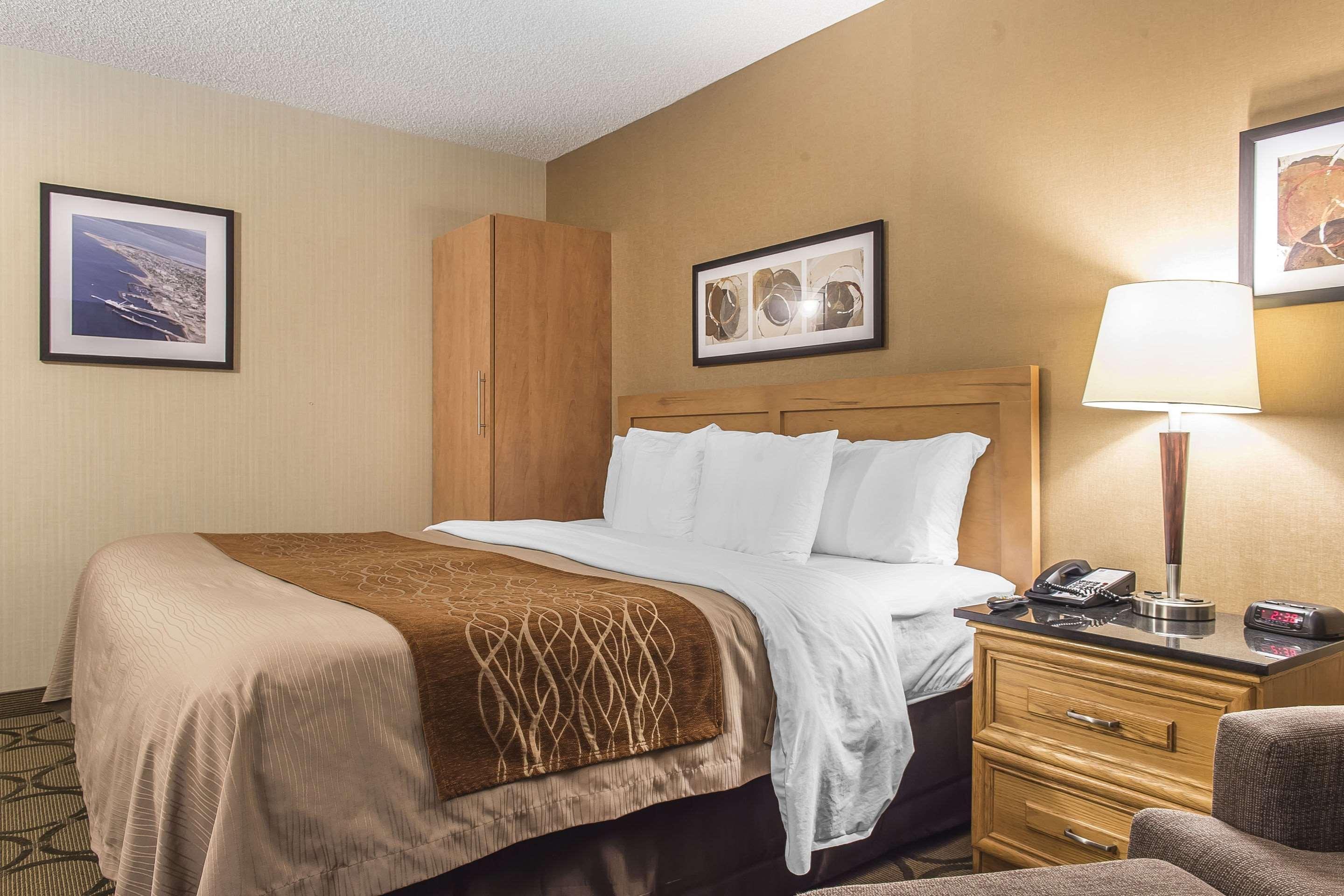 Comfort Inn Sept-Îles Eksteriør bilde