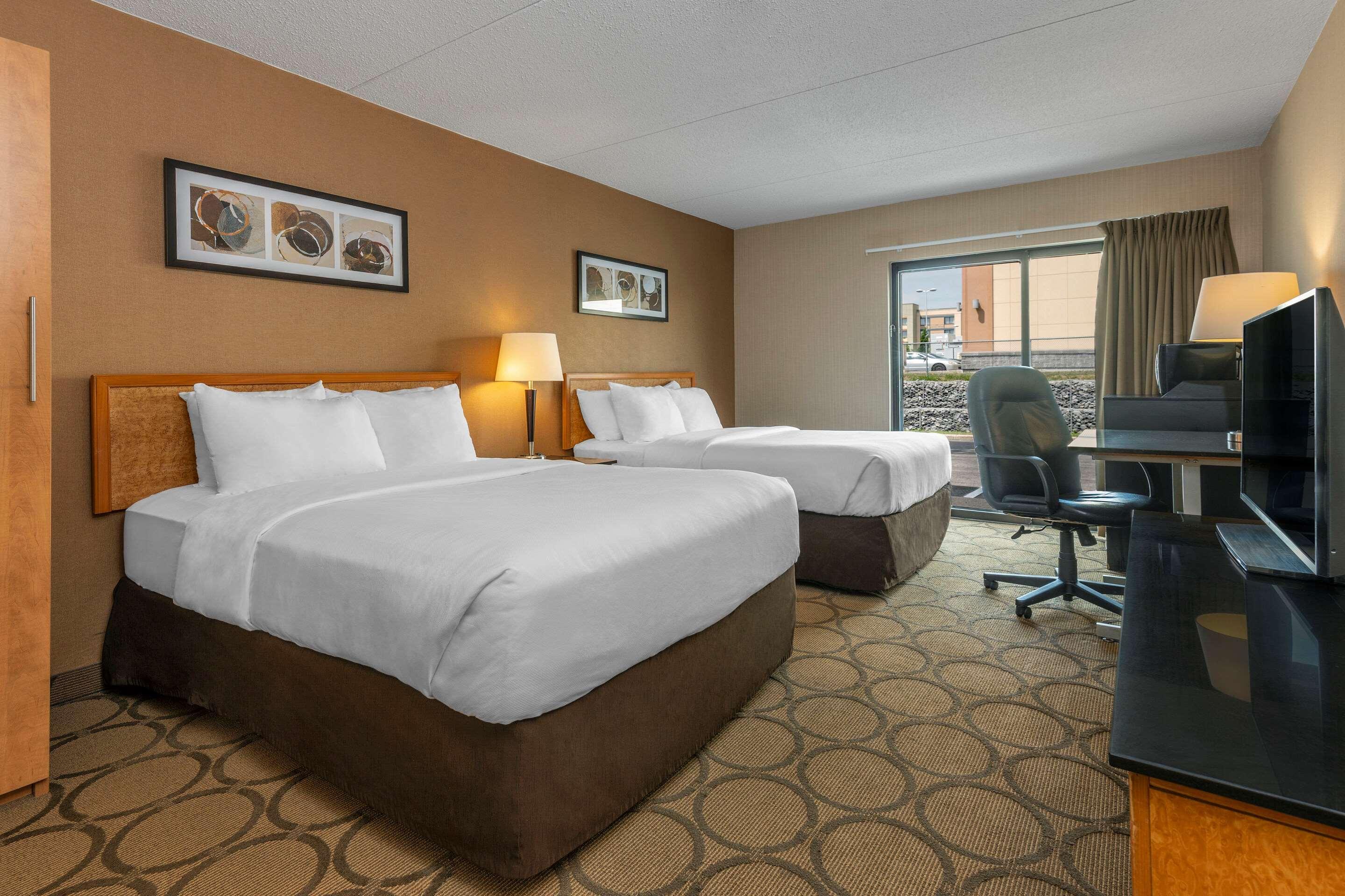 Comfort Inn Sept-Îles Eksteriør bilde
