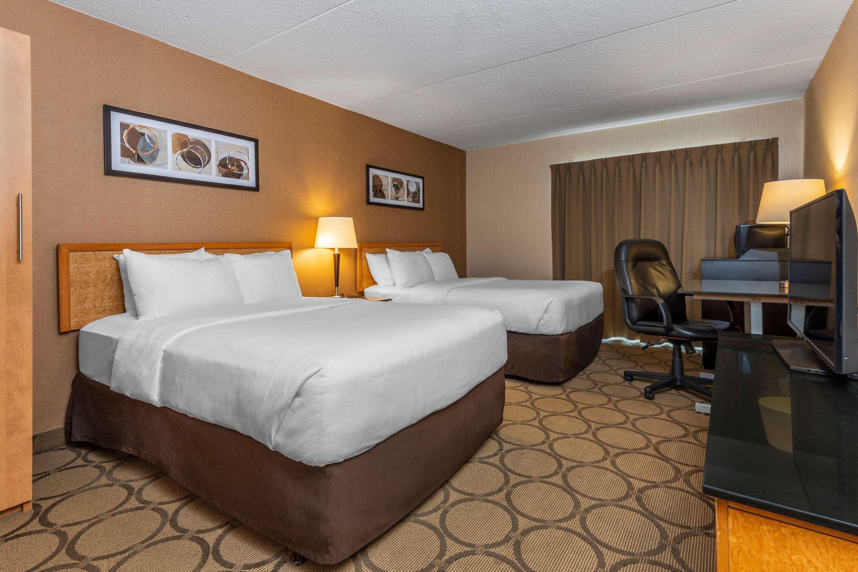 Comfort Inn Sept-Îles Eksteriør bilde