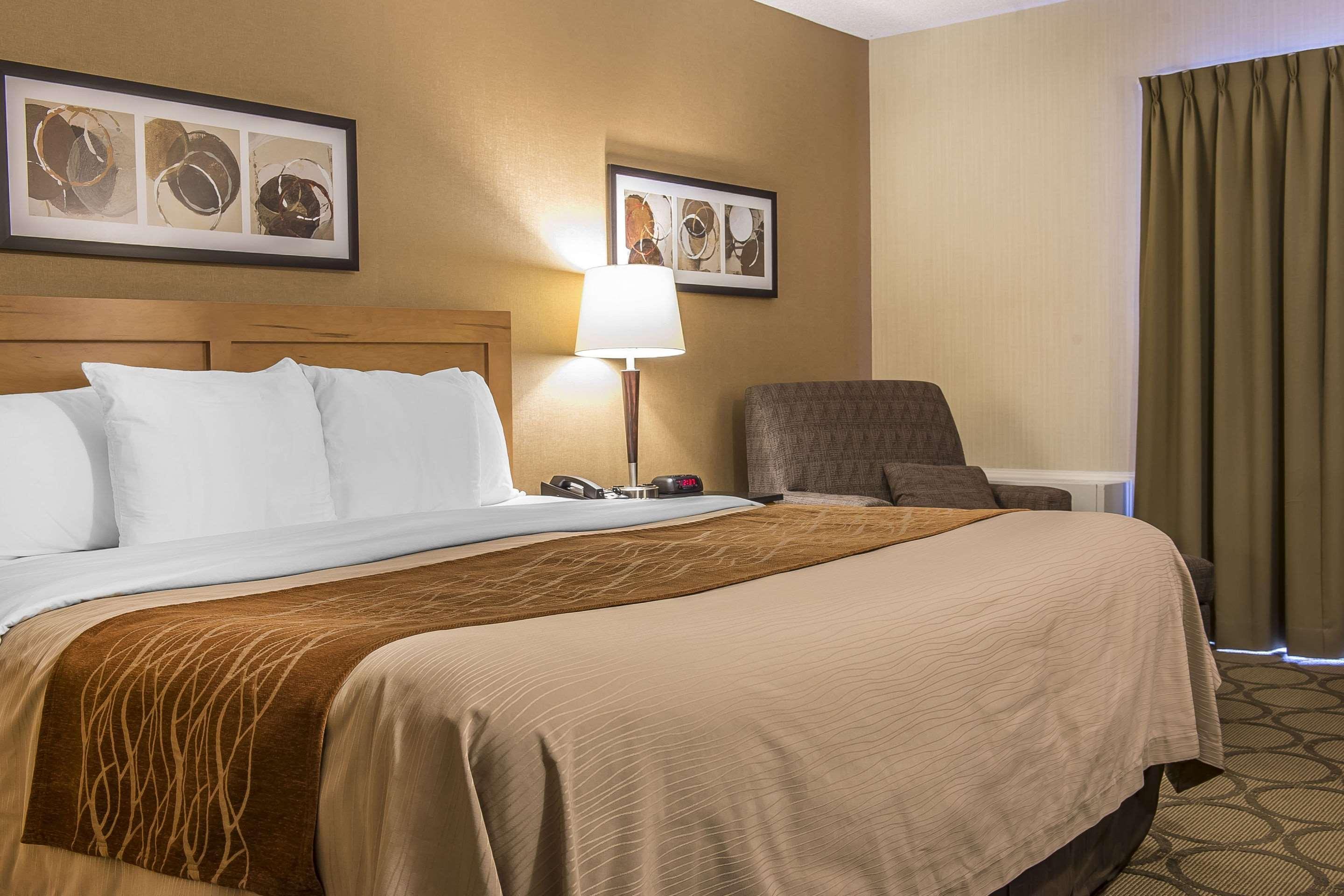 Comfort Inn Sept-Îles Eksteriør bilde
