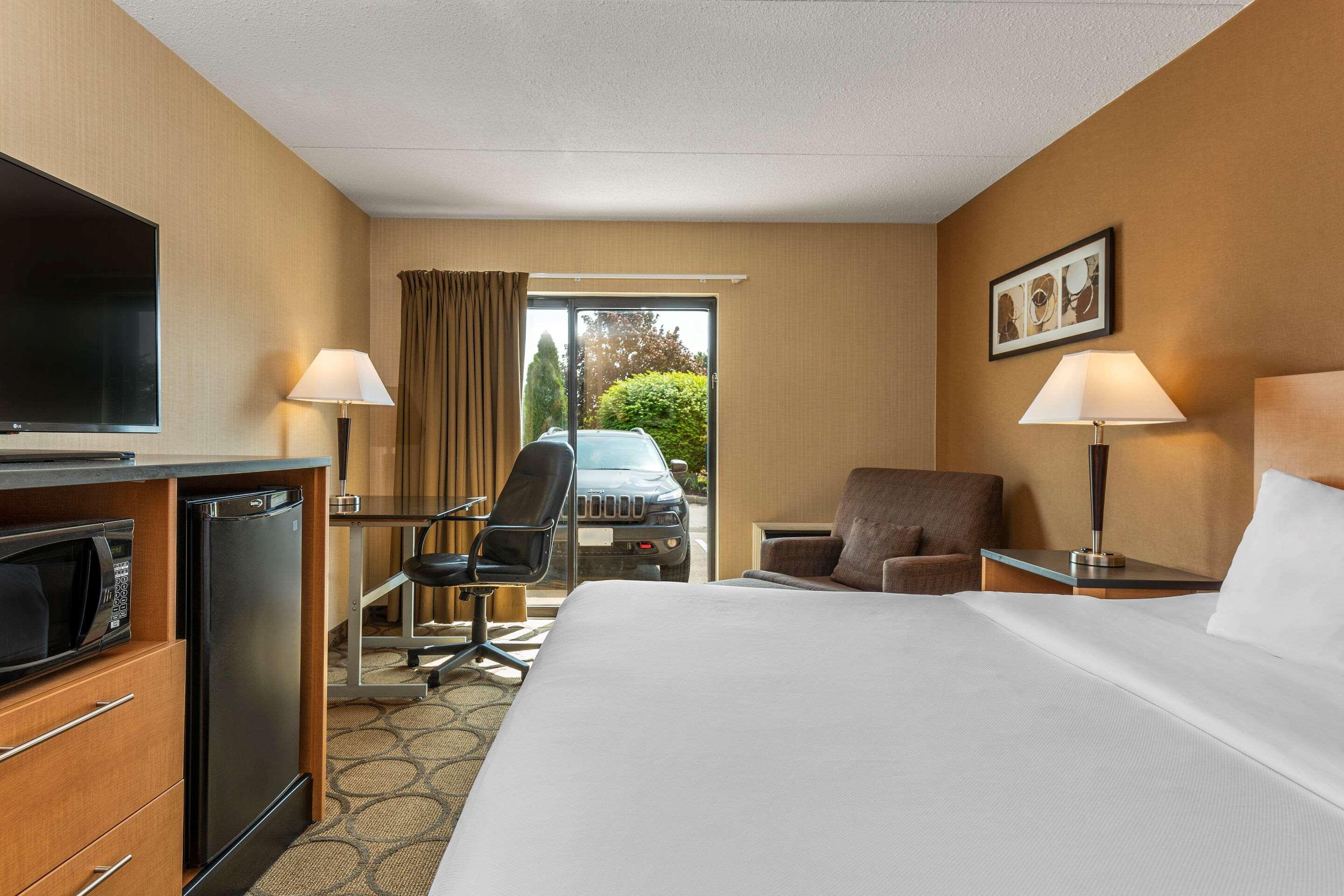 Comfort Inn Sept-Îles Eksteriør bilde