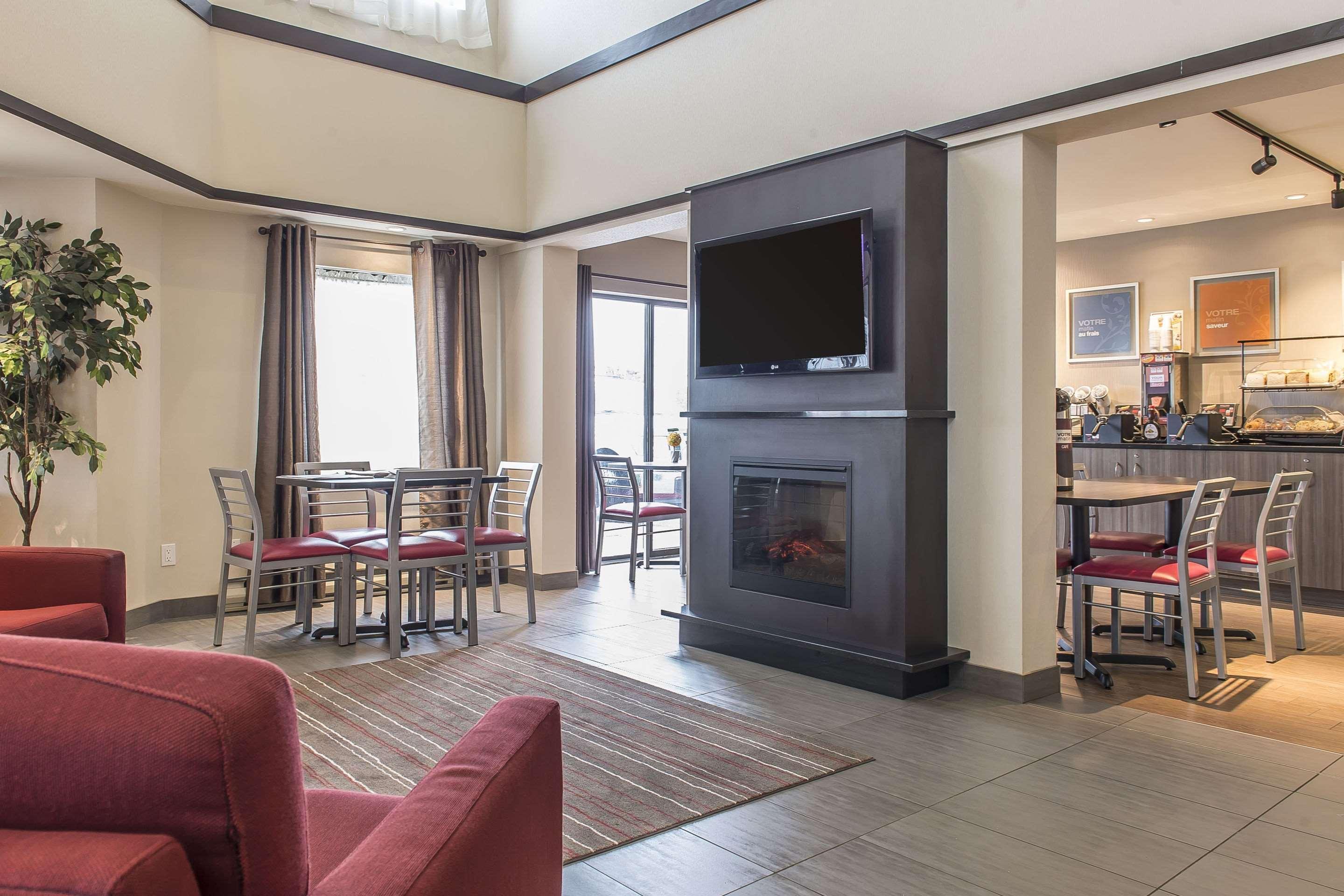 Comfort Inn Sept-Îles Eksteriør bilde