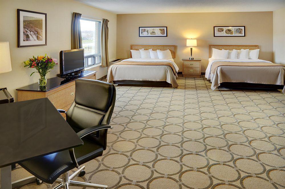Comfort Inn Sept-Îles Eksteriør bilde